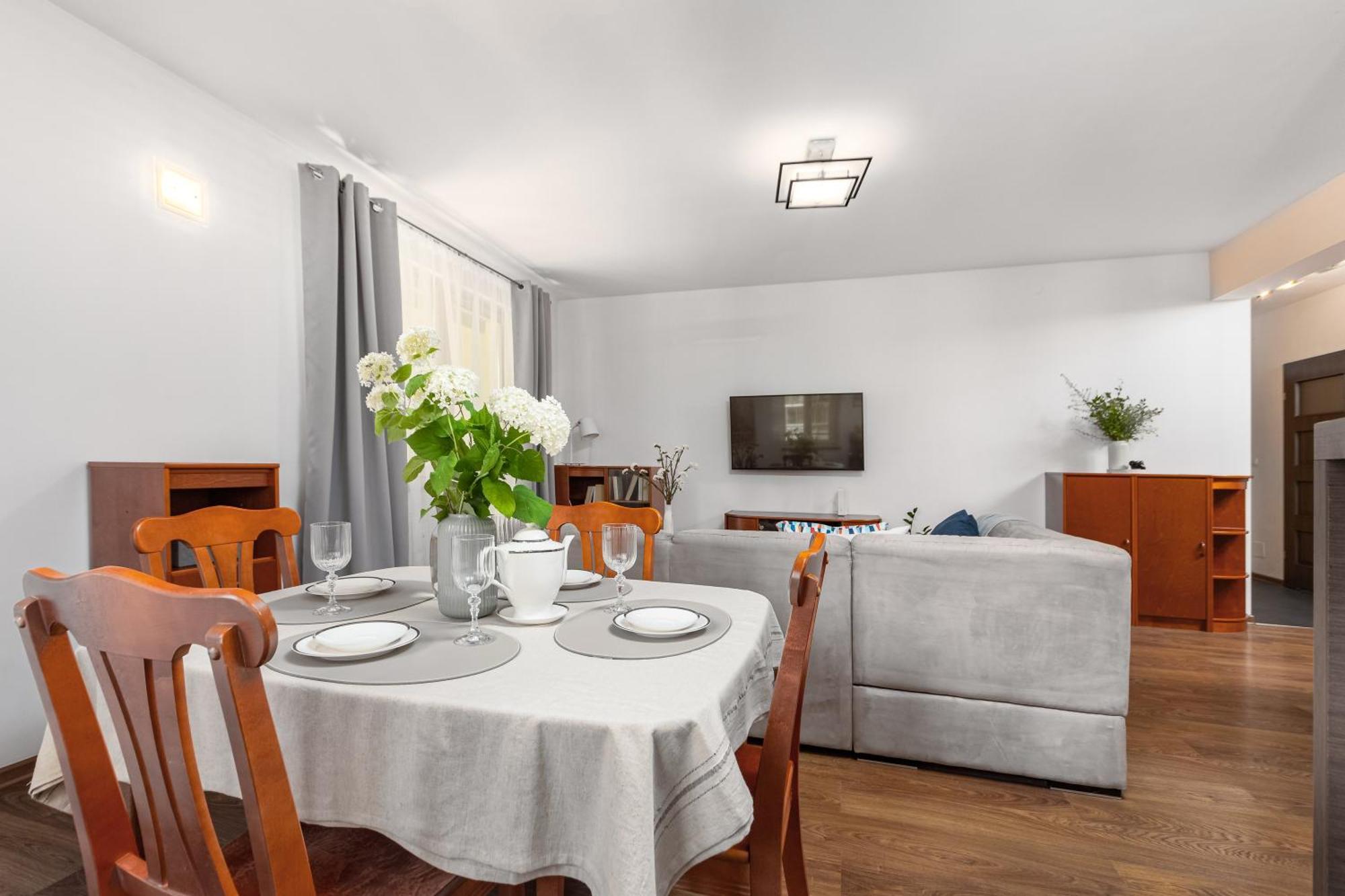 Apartament Mokotow -Basen- ワルシャワ エクステリア 写真